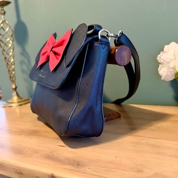 Loungefly Minnie Mouse Crossbody Purse Black Red Bow Ears Disney Bag Exclusive - Picture 4 of 10